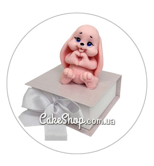 ⋗ Шоколадная фигурка Зайка с сердечком розовый ТМ Сладо купить в Украине ➛ CakeShop.com.ua, фото