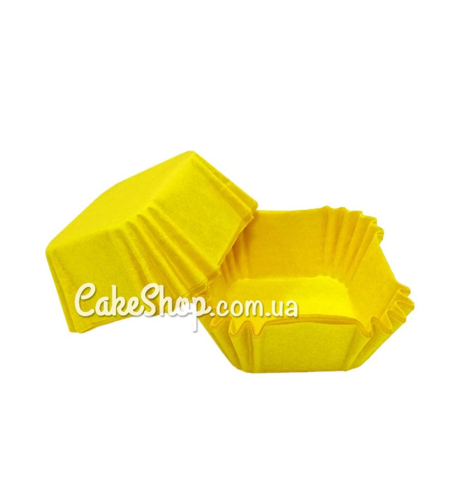 Бумажные формы для конфет и десертов 4х4 см, желтые 50 шт - фото