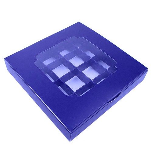 ⋗ Коробка на 16 цукерок з вікном Синя, 18,5х18,5 х 3 см купити в Україні ➛ CakeShop.com.ua, фото