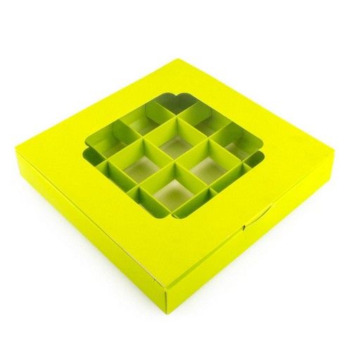 Коробка на 16 конфет с окном Салатовая, 18,5х18,5 х 3 см - фото