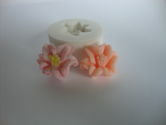 ⋗ Силиконовый молд Лилия купить в Украине ➛ CakeShop.com.ua, фото