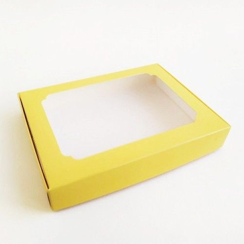 Коробка для пряников с фигурным окном Желтая, 15х20х3 см - фото