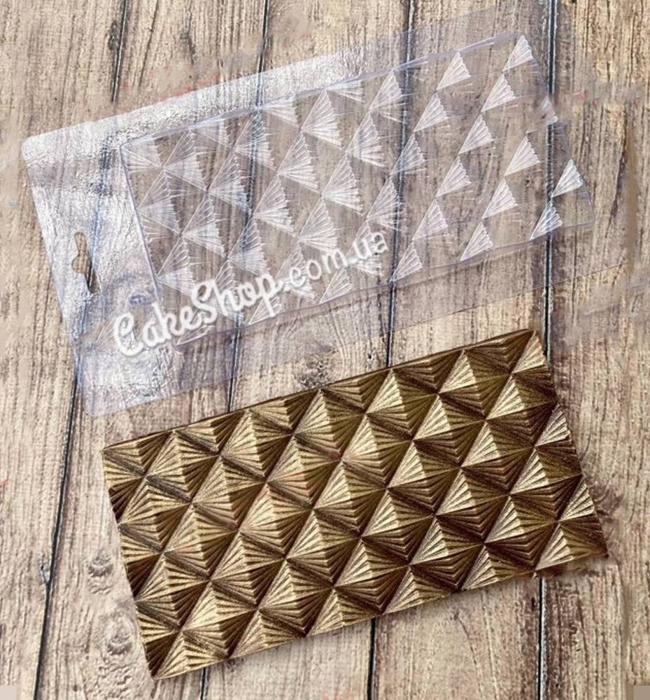 Пластикова форма для шоколаду плитка Піраміда - фото