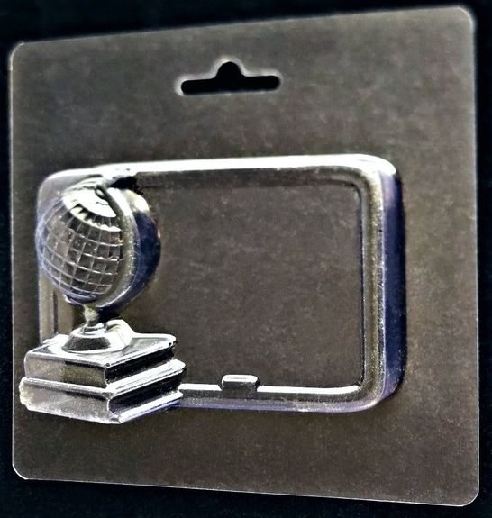 ⋗ Пластиковая форма для шоколада Школьная доска,глобус и книги купить в Украине ➛ CakeShop.com.ua, фото