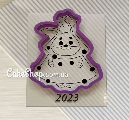 ⋗ Вирубка пластикова з трафаретом Зайчик в ялинці купити в Україні ➛ CakeShop.com.ua, фото